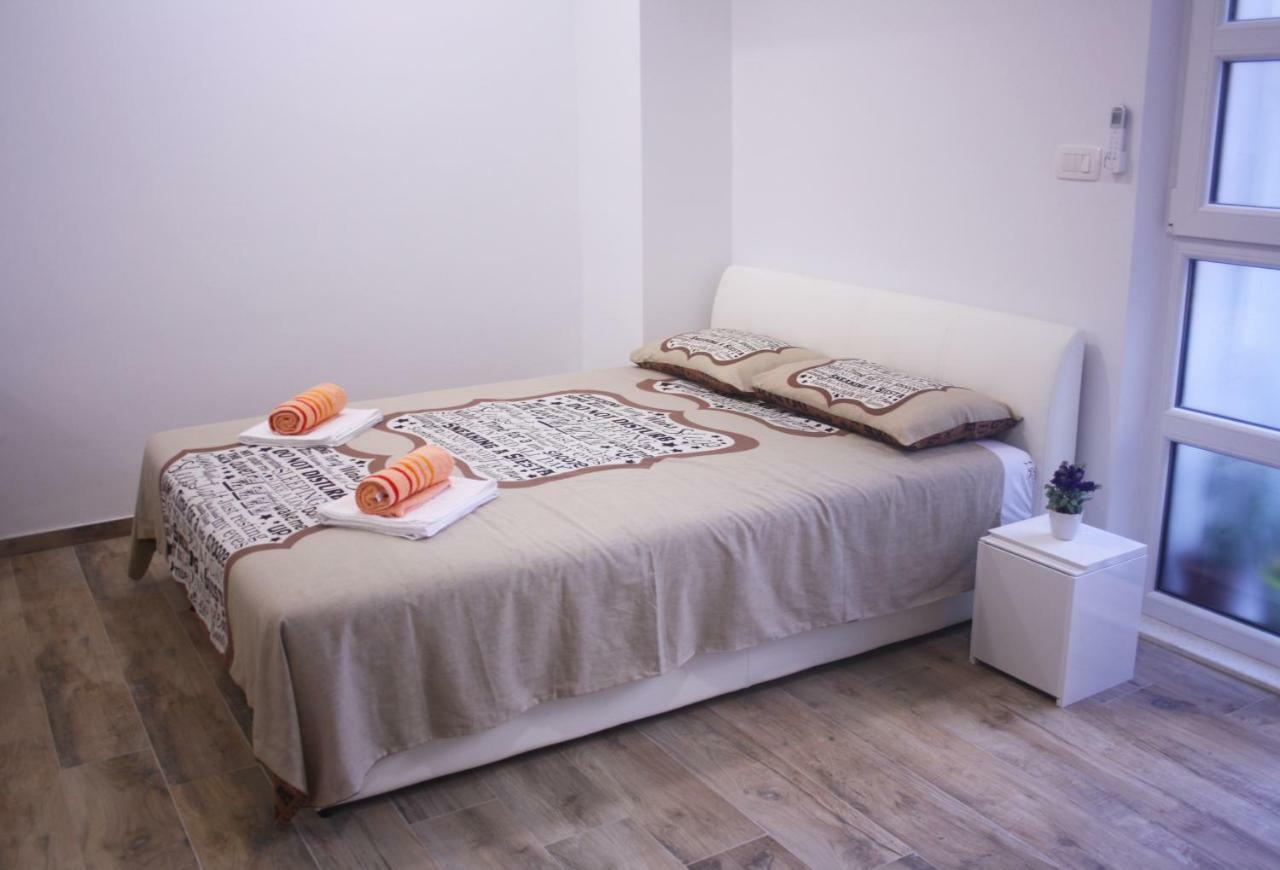M-Dream, In Heart Of Split Apartment ภายนอก รูปภาพ